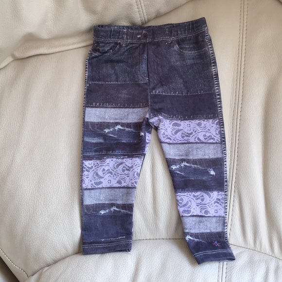 Adorable matching set - Picture 2 of 3